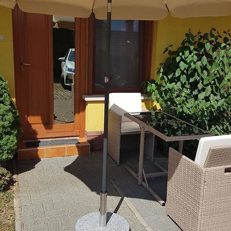 Okker Apartman Gyula Luaran gambar