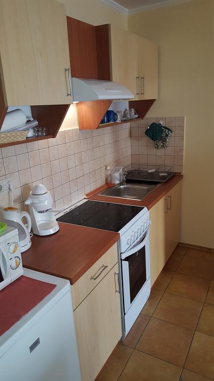 Okker Apartman Gyula Luaran gambar