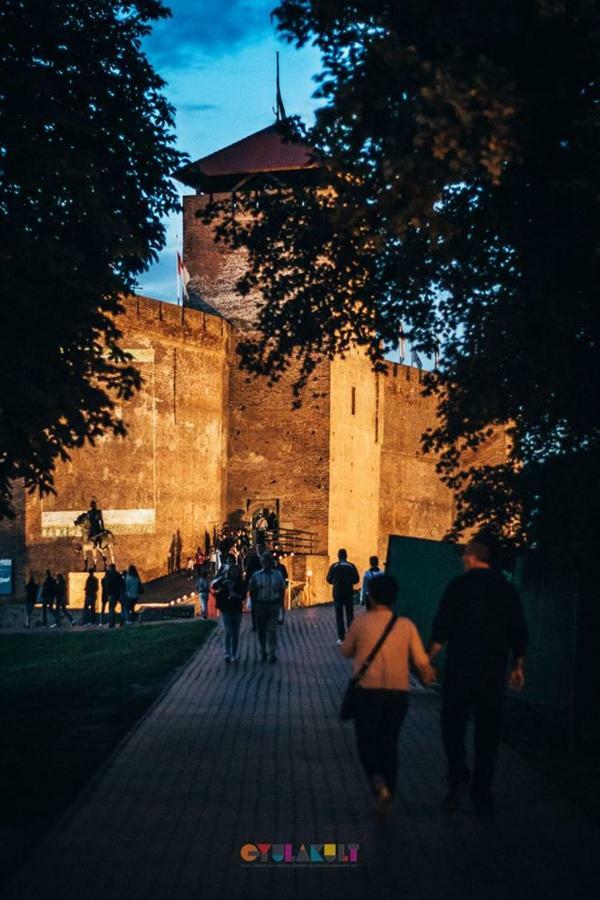 Okker Apartman Gyula Luaran gambar